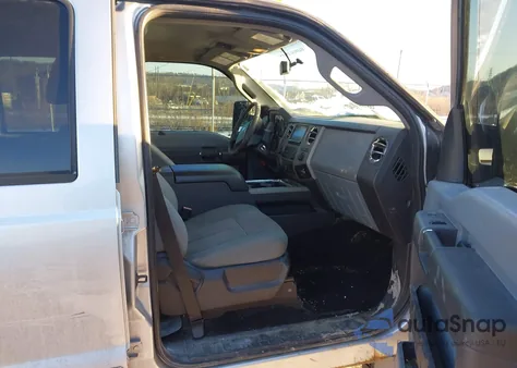 2011 Ford F-250 Xlt из США, поврежденный, VIN 1FT7W2B62BEC56611